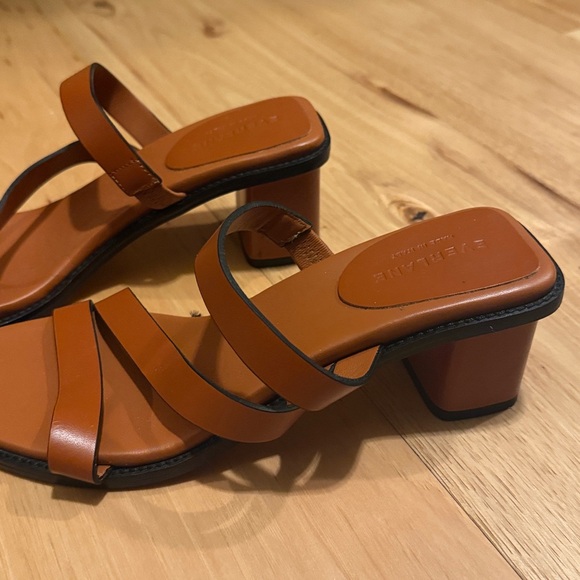 Everlane Sandals - Picture 2 of 3